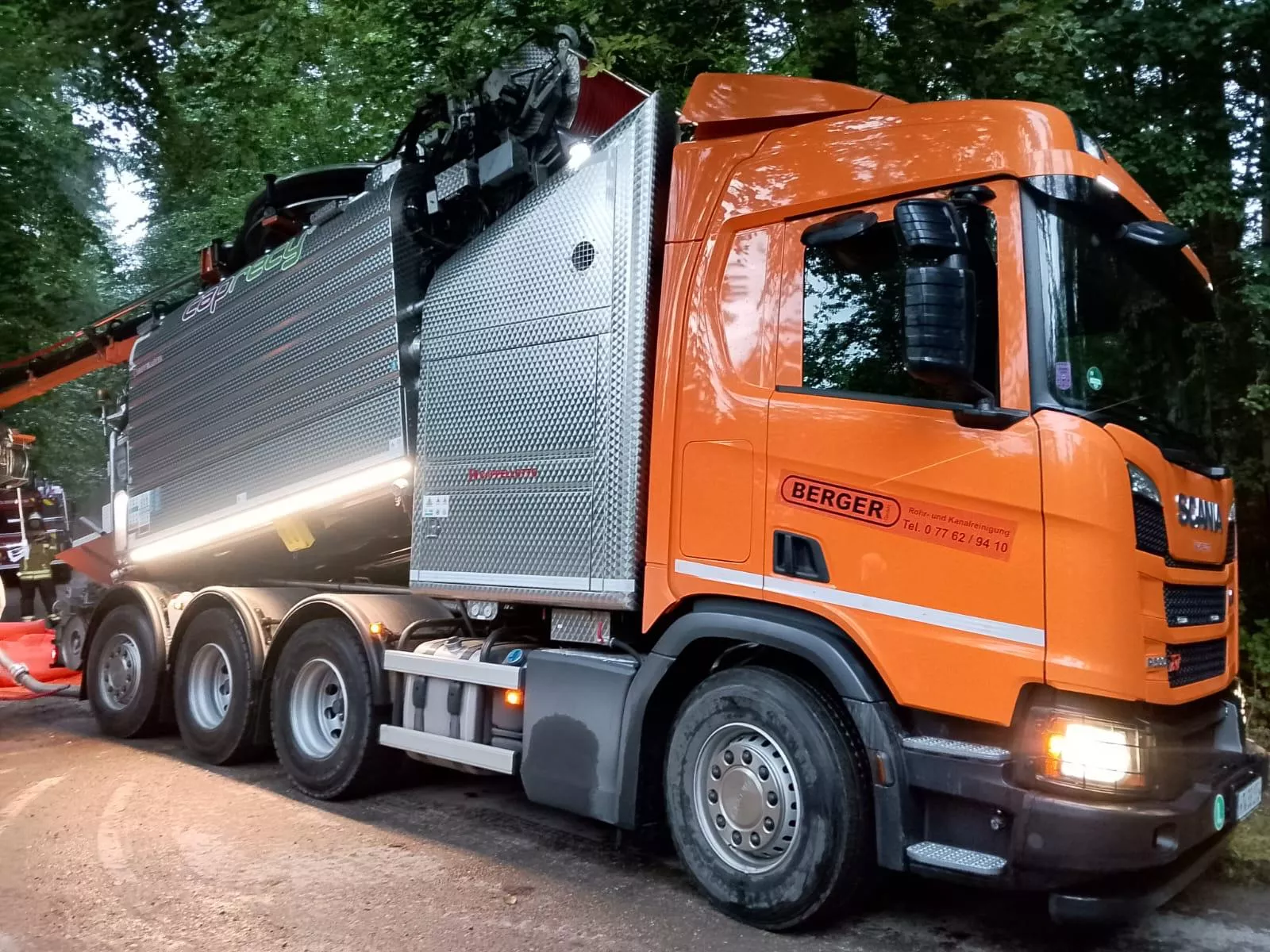 Berger GmbH * Rohr- und Kanalreinigung in Wehr, neuer LKW im Einsatz